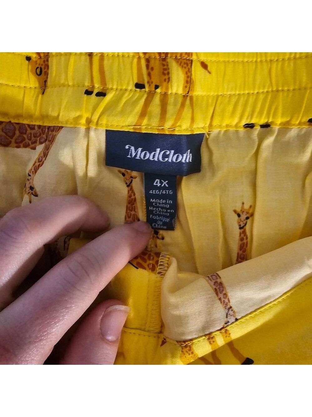 ModCloth Shorts High Rise Giraffe Print Yellow - Picture 4 of 6